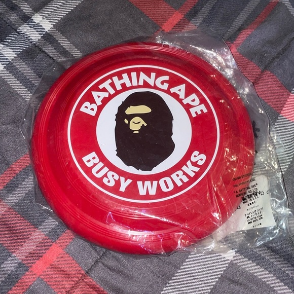 BAPE By A Bathing Ape Busy Works Frisbee from the Spring/Summer 2019 Collection - Picture 2 of 8